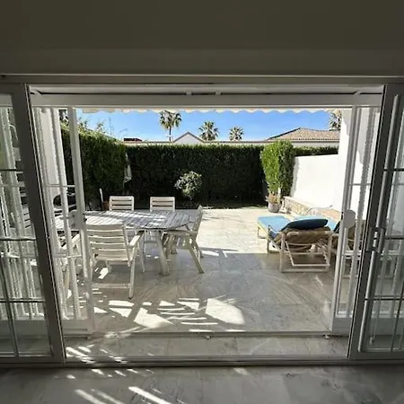 Con Barbacoa Y Piscina Сasa de vacaciones Estepona